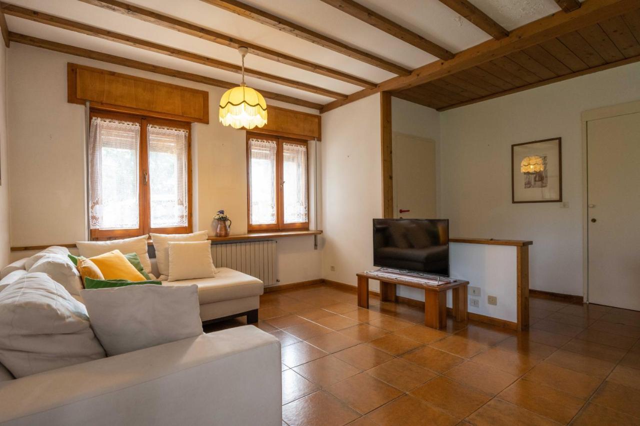 コルティーナ・ダンペッツォCasa Colアパートメント エクステリア 写真